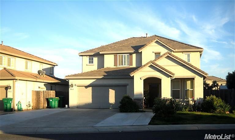 2nd image of 2318 Thistle Way