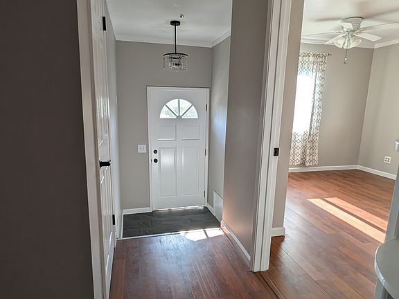 4th image of 3615-17 Georgia St #3617