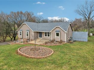 19985 W 119th St, Olathe, KS 66061