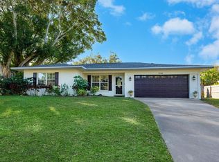 7746 Westmoreland Dr, Sarasota, FL 34243
