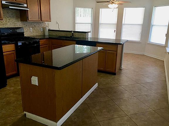 5th image of 5026 Kleinbrook Dr