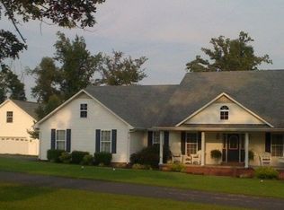 2736 Martins Chapel Rd, Kuttawa, KY 42055