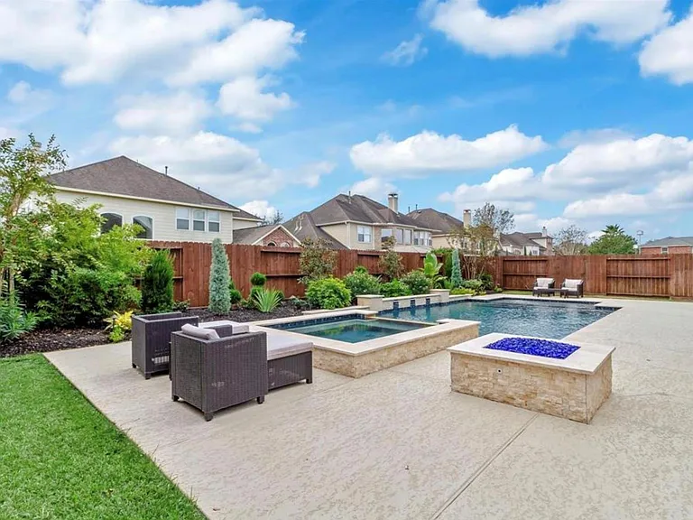2211 Mad River Ln — Photo 46