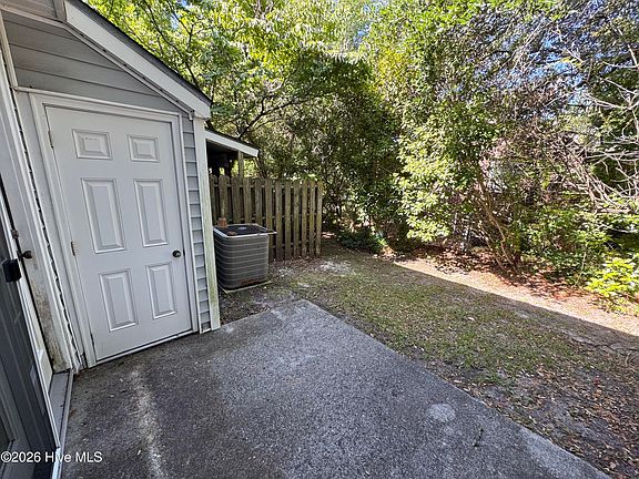 3rd image of 3200 Crystal Oaks Lane