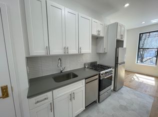 422 E 75th St APT 4RW, New York, NY 10021