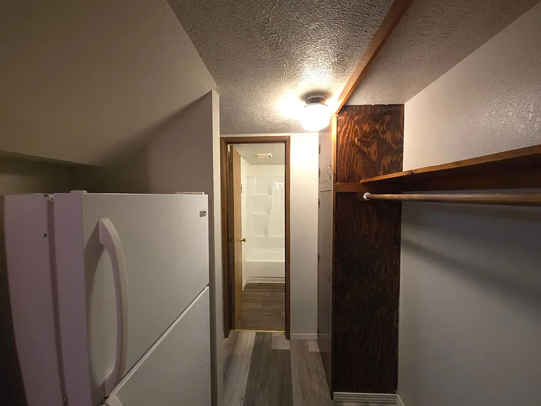 611 Bank Street — Photo 5