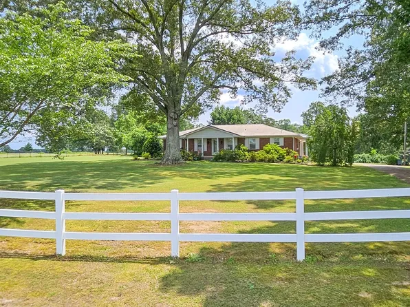 9060 County Road 76, Rogersville, AL 35652