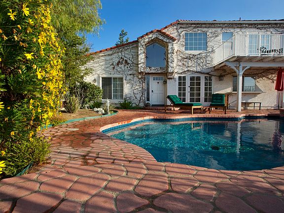 2nd image of 26215 Paolino Pl