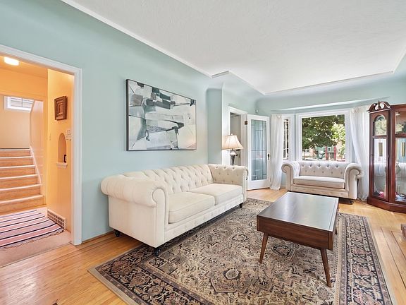 5th image of 3079 Crown St