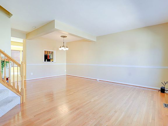 5th image of 7841 Dogue Indian Cir