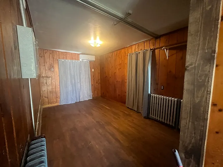 223 N 8th St #2 — Photo 33