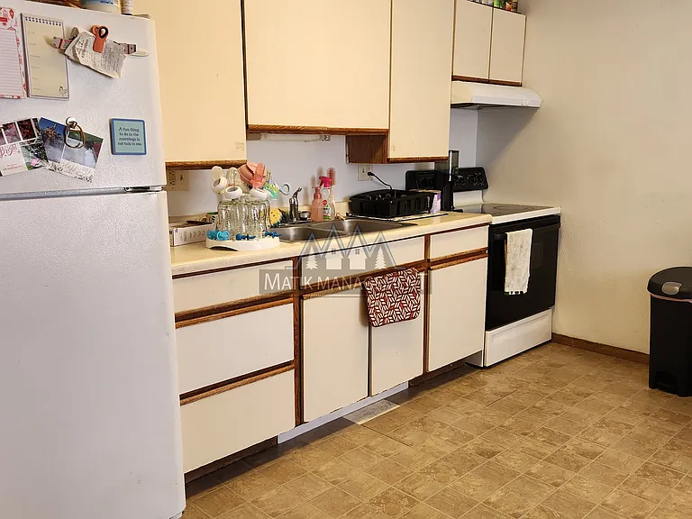 2621 Malmquist Ave — Photo 3