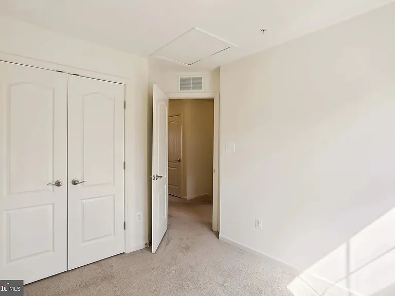 18320 Woodhouse Ln — Photo 31