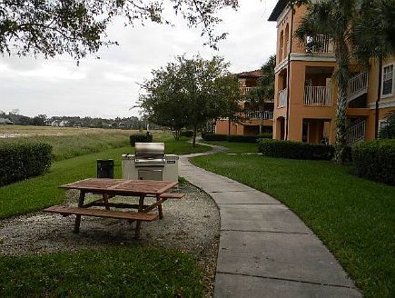2nd image of 5459 Vineland Rd APT 4109