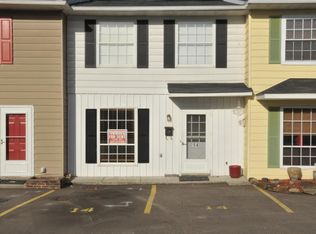 14 Warren Pl, Charleston, WV 25302