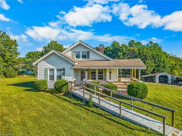 154 Adventure Trl, Mount Airy, NC 27030
