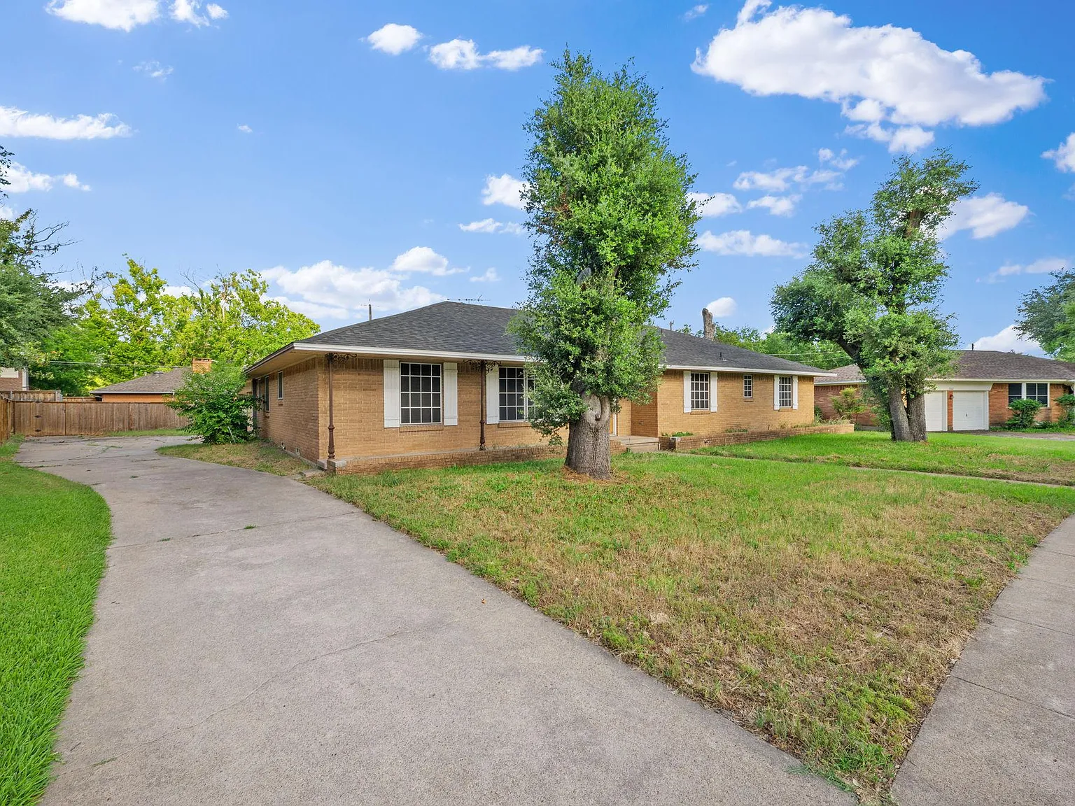4 bed, 3.0 bath, 3050 sqft, $845 — Photo 4