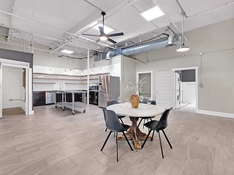 3363 E Commerce St #101 — Photo 7