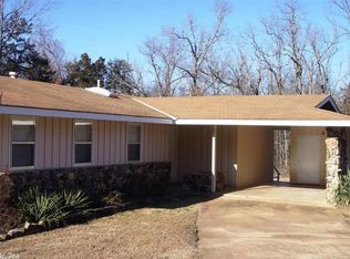 8 Micanoty Dr, Cherokee Village, AR 72529