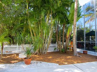 2988 Buttonwood Key Ct, Saint James City, FL 33956