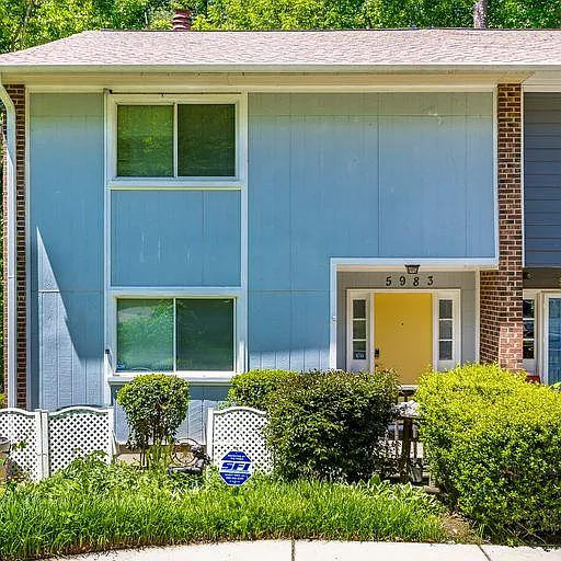 5983 Dixon Dr — Photo 3