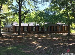 931 Virginia Ln, Hull, GA 30646