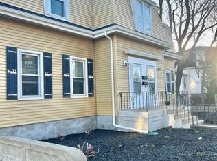 429 High St, Dedham, MA 02026