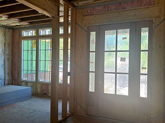 4th image of 4130 Laurel Hills Rd