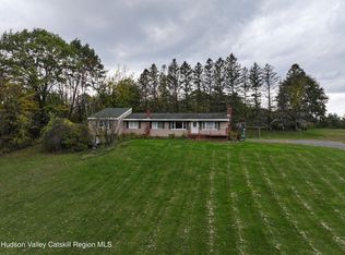 455 Roberts Hill Rd, West Coxsackie, NY 12192