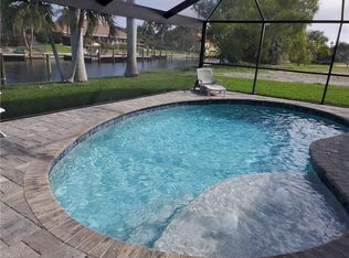 1935 SE 37th Ter, Cape Coral, FL 33904
