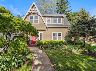 713 S Lynn St, Champaign, IL 61820