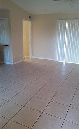 2nd image of 5006 Bristo St