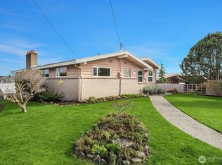 2530 26th Avenue W, Seattle, WA 98199