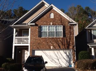 695 Shadow Lakes Dr, Lithonia, GA 30058