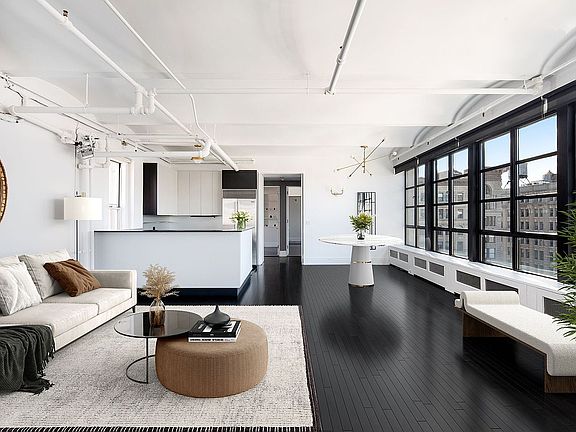 3rd image of 543 Broadway #10