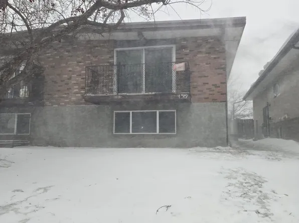 1319 25th St SE #A, Calgary, AB T2A 7H8