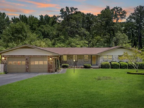 2975 Riviera Dr NW, Conyers, GA 30012