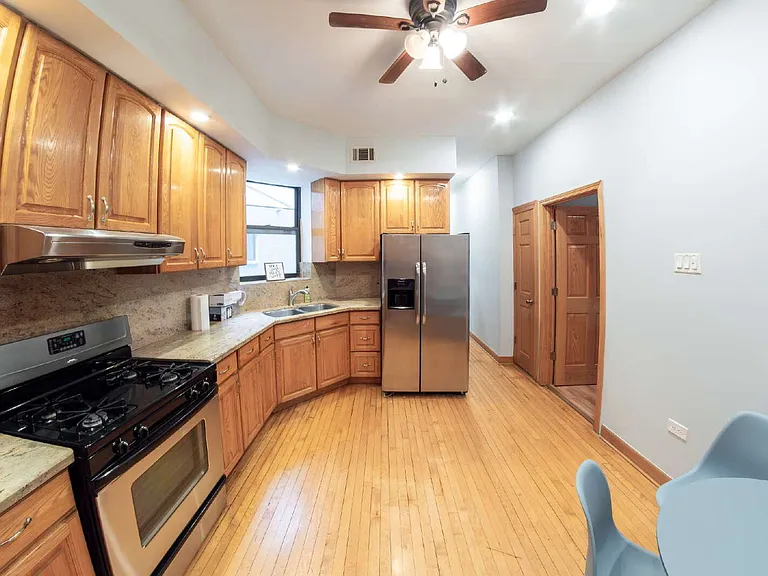 1219 N California Ave #2 — Photo 2