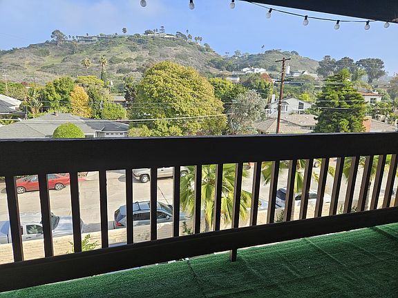 3rd image of 6333 La Jolla Blvd Unit 360