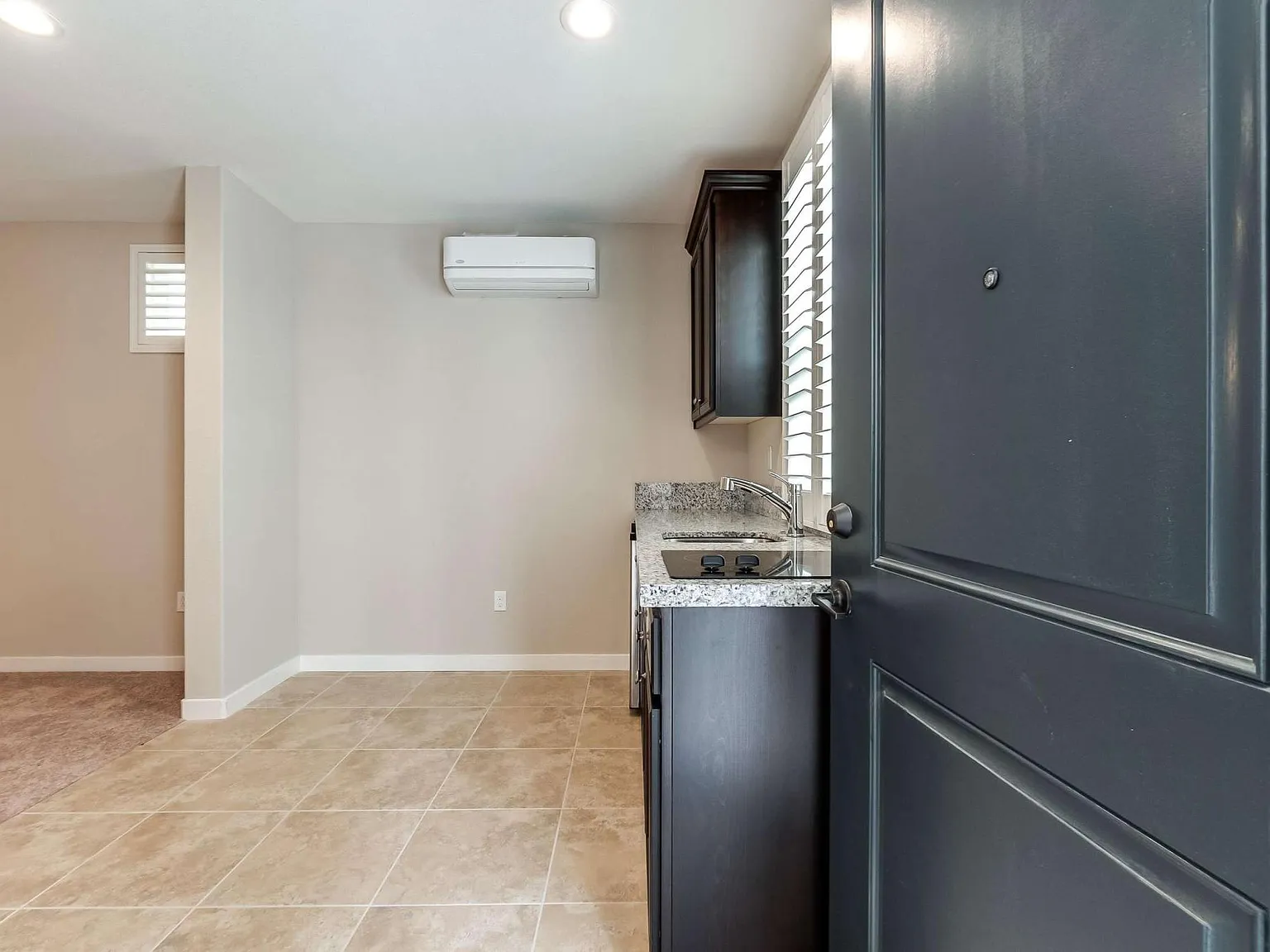 218 Ashton Way — Photo 2