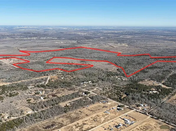 Lytton Ln, Dale, TX 78616