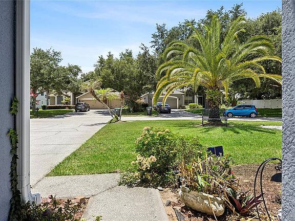 2nd image of 710 Regina Cir