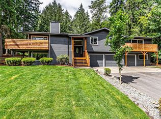 17626 50th St E, Lake Tapps, WA 98391