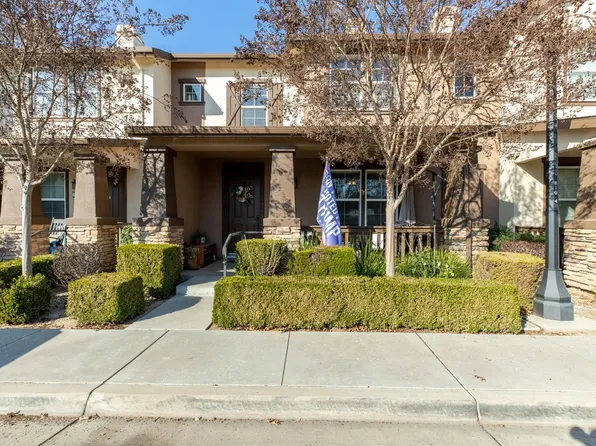 980 Silver Spur Cir Unit 43, Oakdale, CA 95361