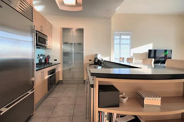 Rented by Kian Realty | media 21