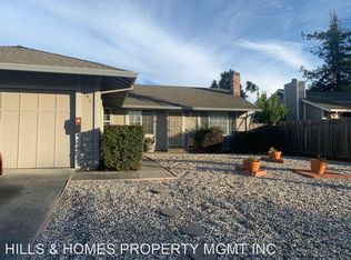 552 Lorraine Ct, Rohnert Park, CA 94928