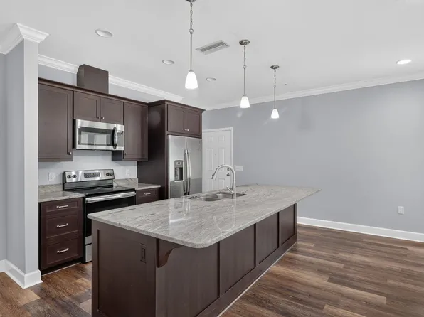 2839 SW 87th Dr APT 201, Gainesville, FL 32608