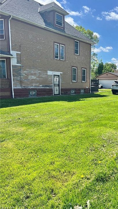 2nd image of 3411 Marvin Ave