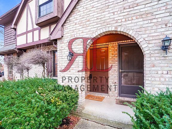 3rd image of 5384 Ponderosa Dr