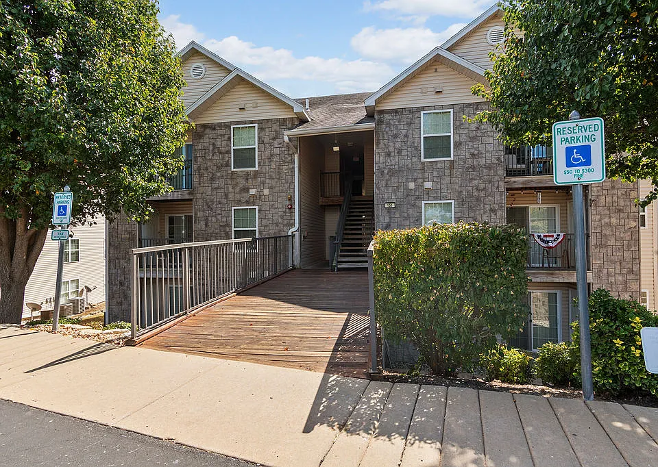 143 Vixen Cir #F